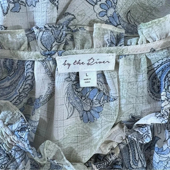 By The River Blouse Large Sheer Floral Seersucker Ruffle Keyhole Blue Womens Top - Picture 9 of 9